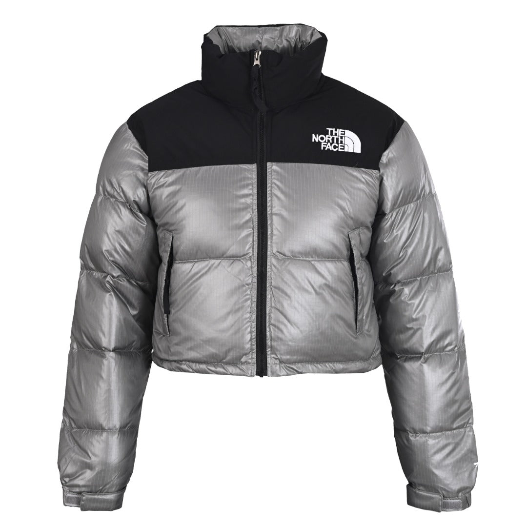 The North Face Puffer Jacket for Frosty Mornings